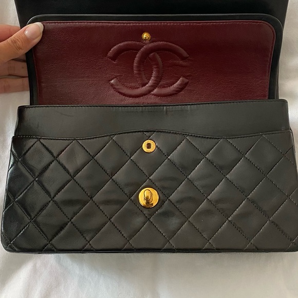 BLACK QUILTED LAMBSKIN CLASSIC DOUBLE FLAP MEDIUM - Picture 13 of 15